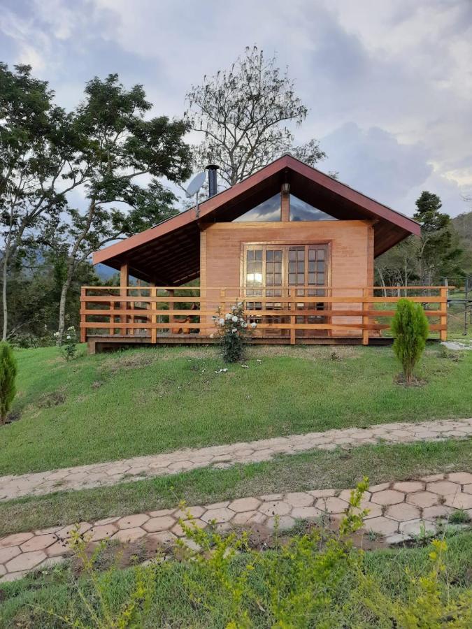 Encanto Das Rosas Santo Antônio do Pinhal Eksteriør billede